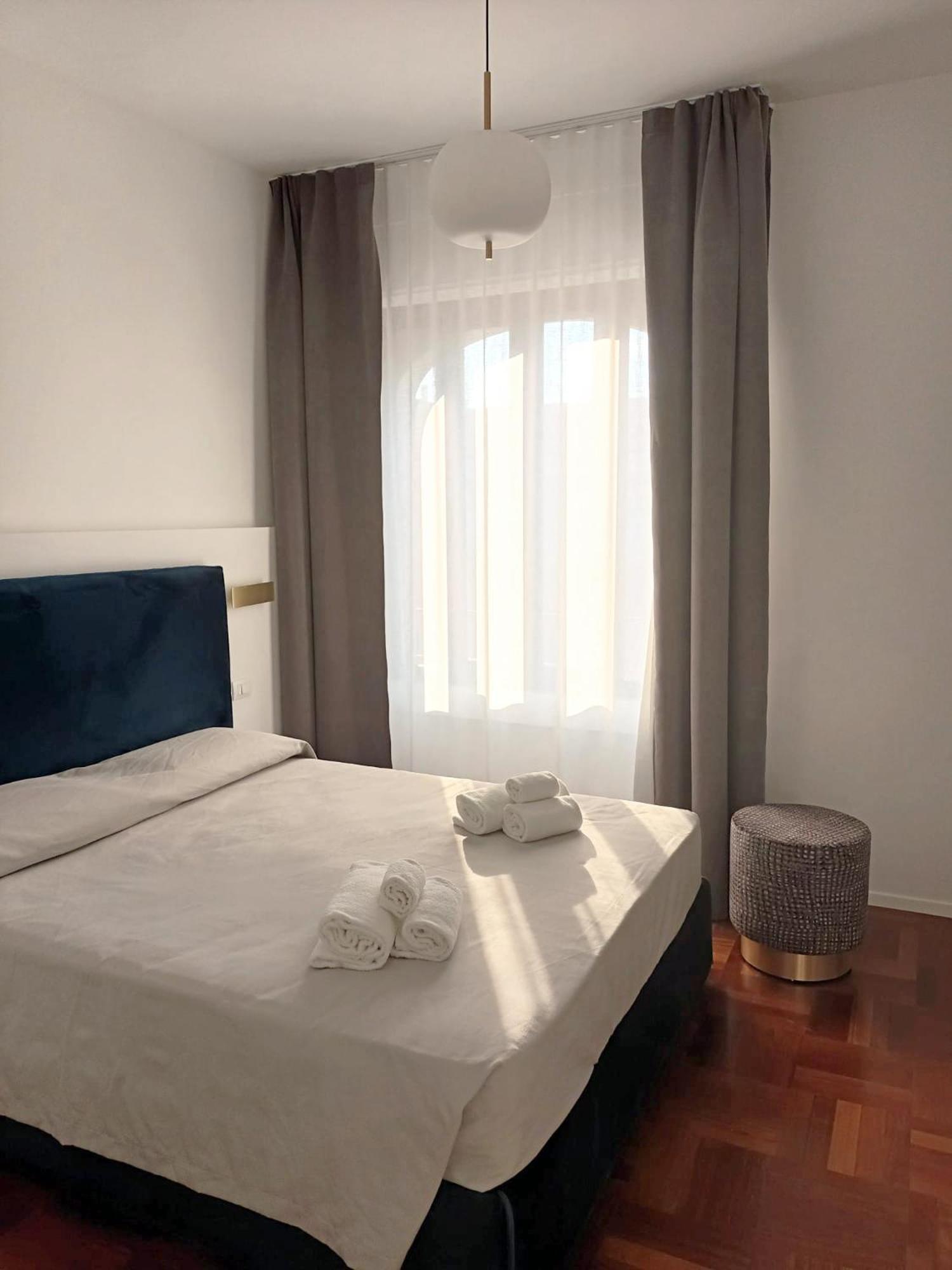 B&Bari, Via Crollalanza, Le Case Di Aurelia Guesthouse Buitenkant foto