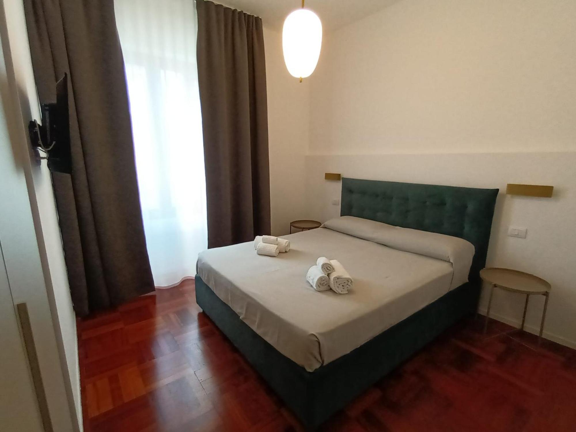 B&Bari, Via Crollalanza, Le Case Di Aurelia Guesthouse Buitenkant foto